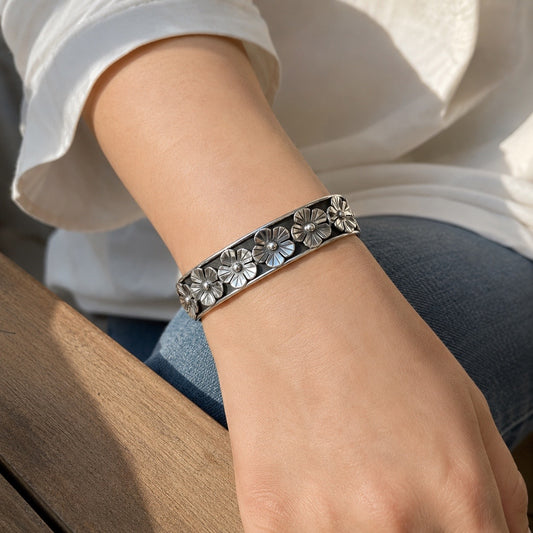 Brazalete de Flores Grandes