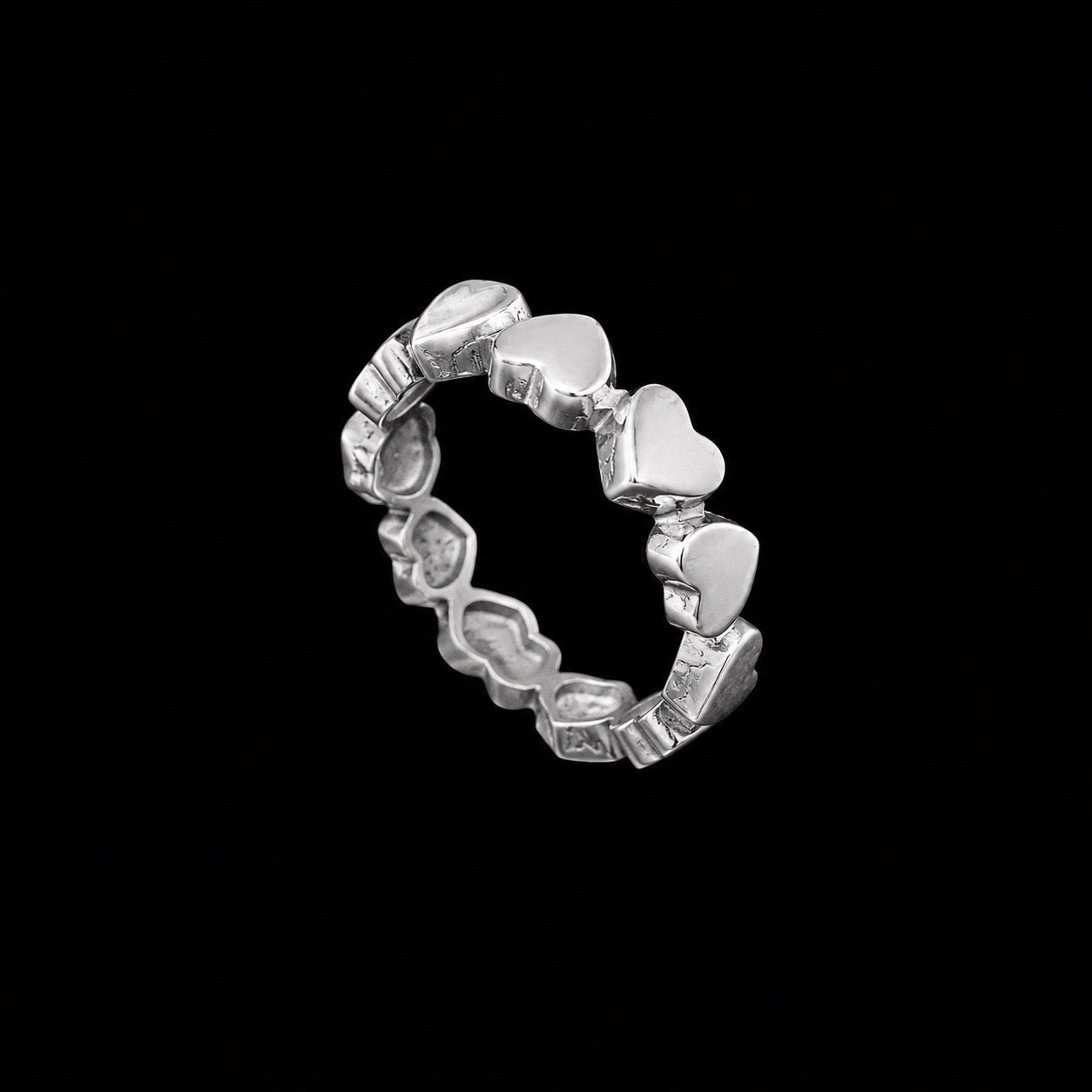 Anillo Corona de Corazones