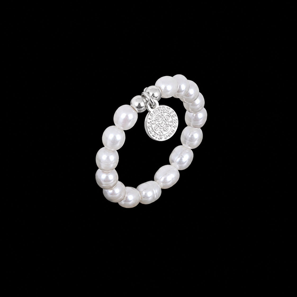 Anillo Elástico San Benito con Perlas de Río
