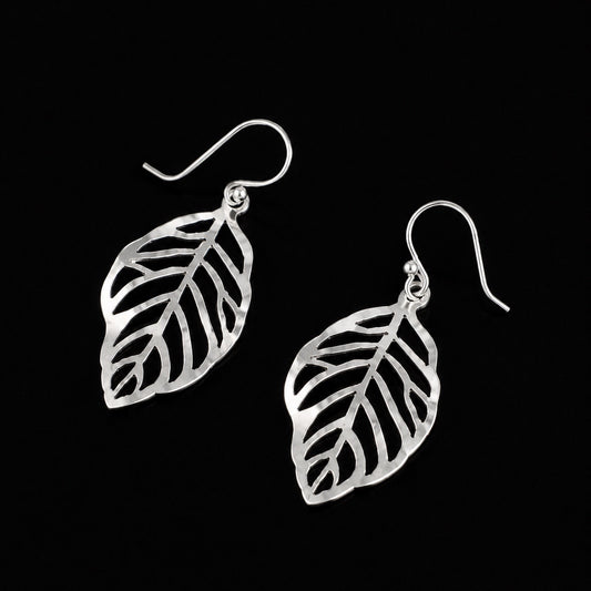 Aretes Colgantes Hoja Calada Mediana