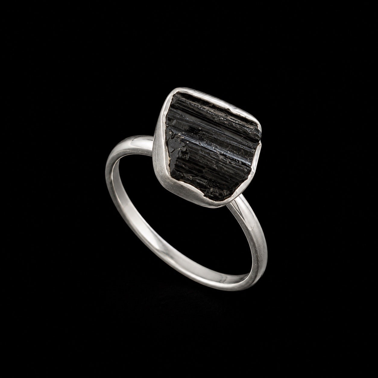 Anillo Solitario de Turmalina