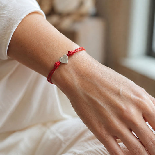 Pulsera Corazón en Piel Mediana