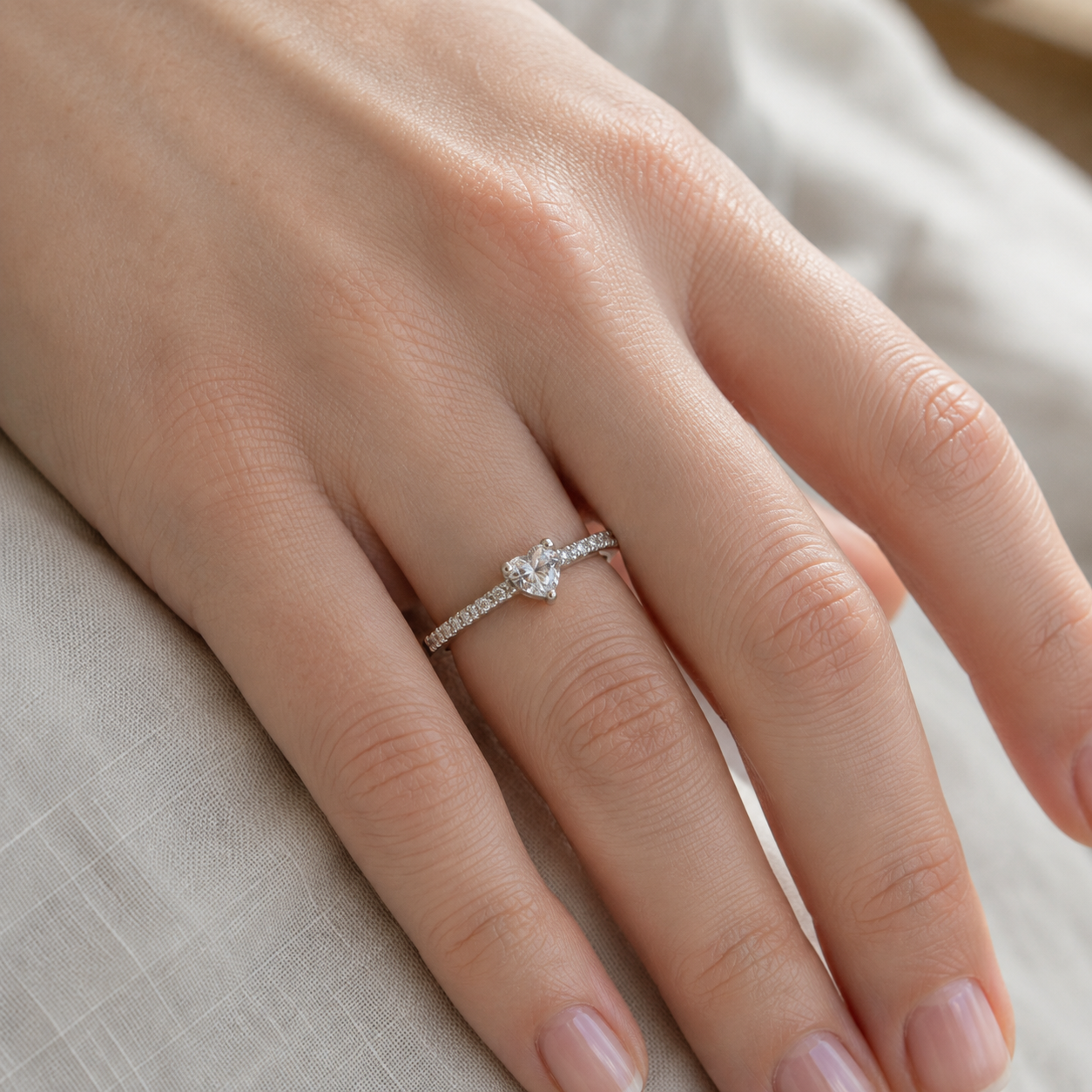 Anillo Corazón de Circonia
