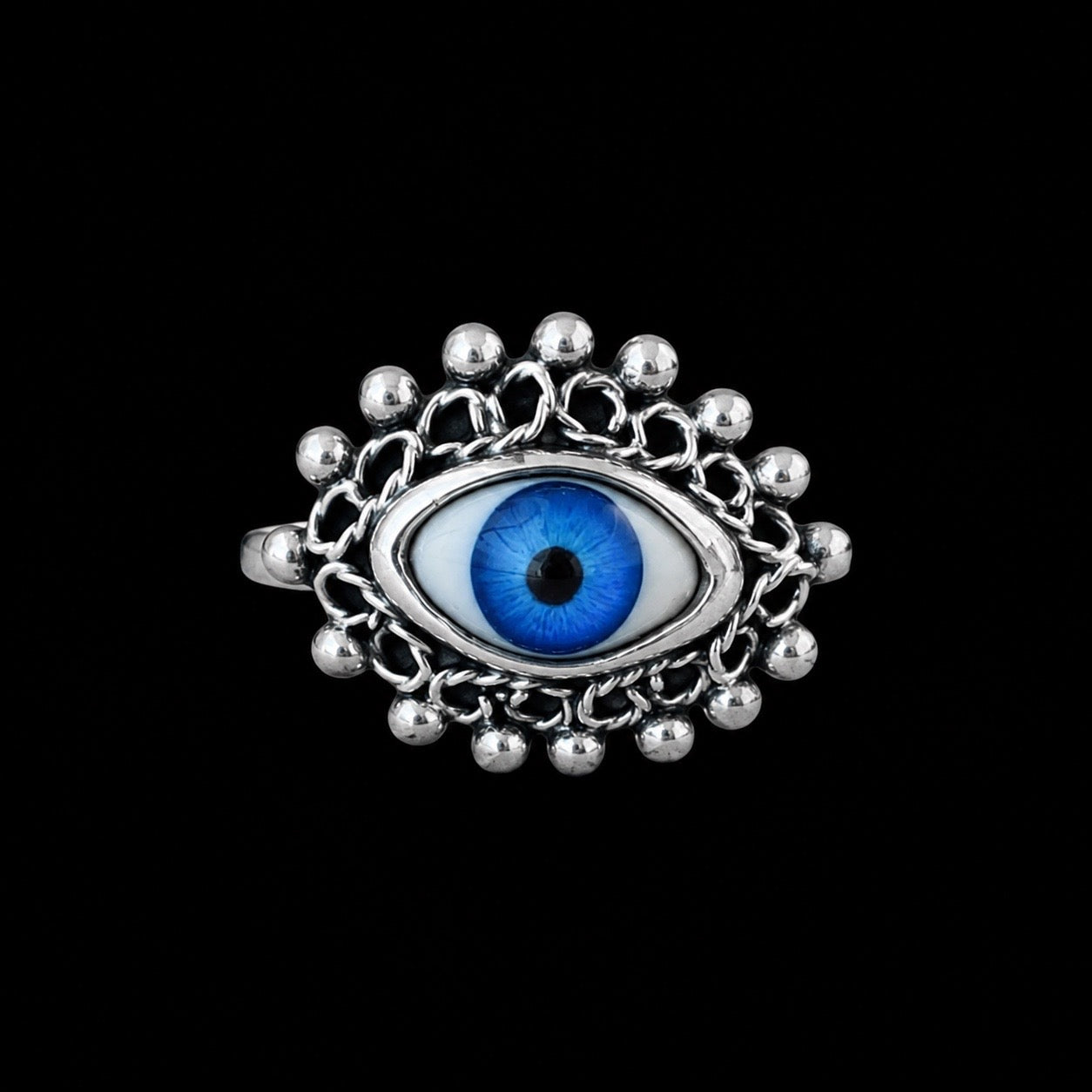 Anillo Ojo Turco con Marco de Perlas