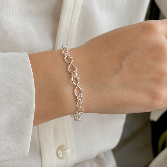 Pulsera de Infinitos Enlazados