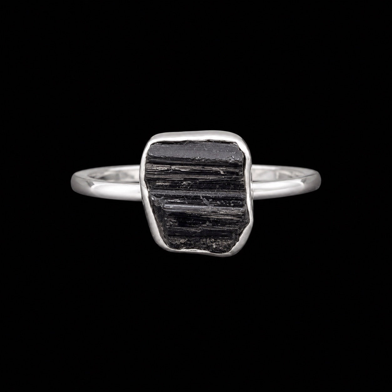 Anillo Solitario de Turmalina