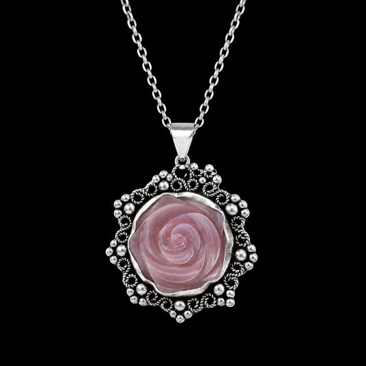 Dije Flor de Madre Perla Rosa