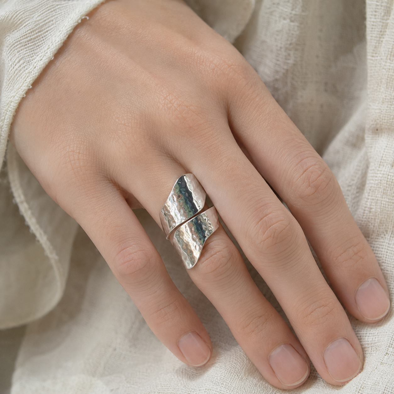 Anillo Espiral Martillado